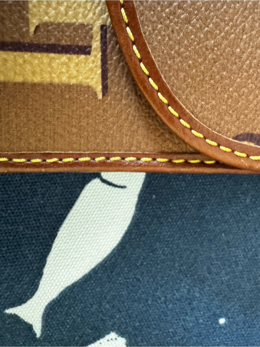 Dooney and Bourke Logo Leather Wallet - Picture 9 of 16
